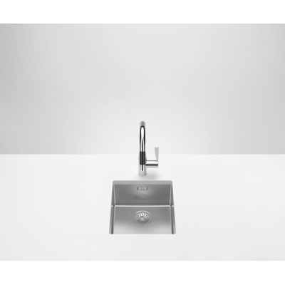 Dornbrachti ühe valamu alus, poleeritud roostevaba teras, 37 x 43 cm, 38340003-85