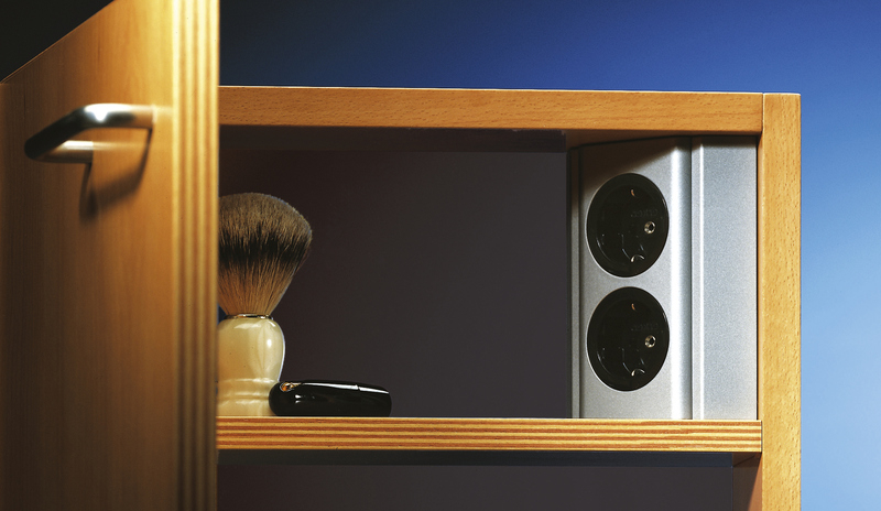 Угловая коробка Naber 3, алюминий металлик, двойная розетка, угловой элемент розетки, 7033073