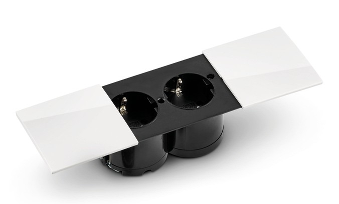 Розетка Naber Due двойная, с розетками Schuko, встроенный элемент розетки, белый, 7053082