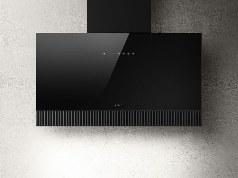 Elica SUPER PLAT BL/F/80 wall hood black, PRF0164980. With a 5 year guarantee!