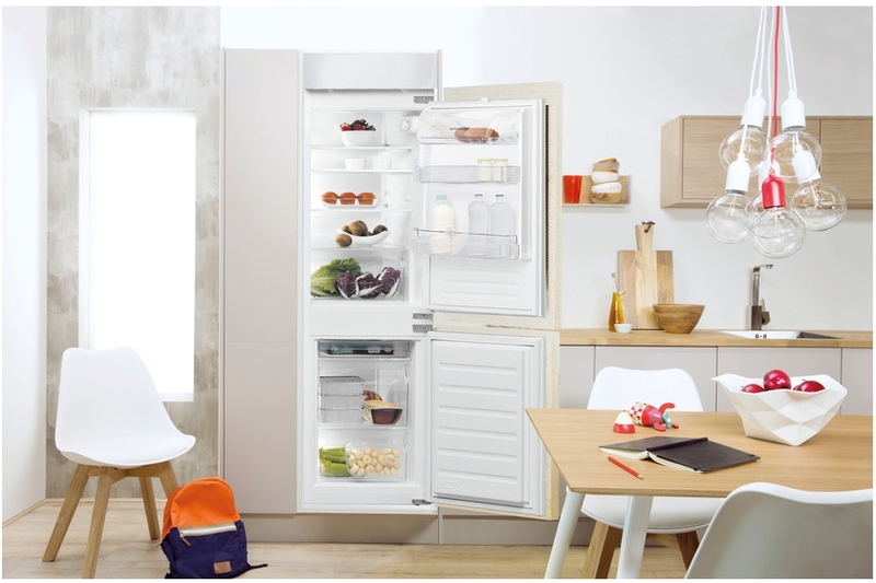 Privileg PCI 18S2, built-in fridge-freezer combination, EEK: E, with 5 year guarantee!