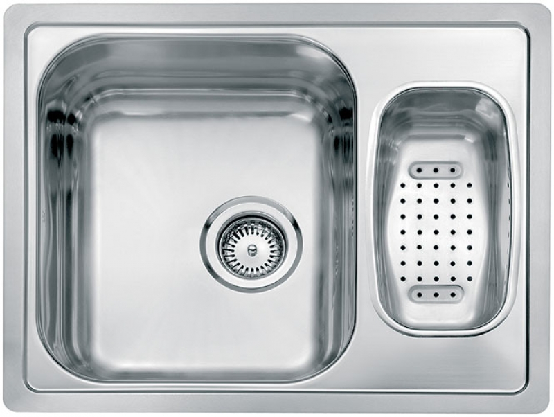 Reginox Admiral L 60, can be installed as a support sink and flush sink